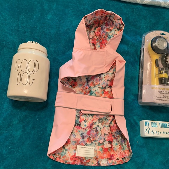 Rae Dunn treat jar, pink rain jacket, nib deluxe pet washer - Picture 2 of 11
